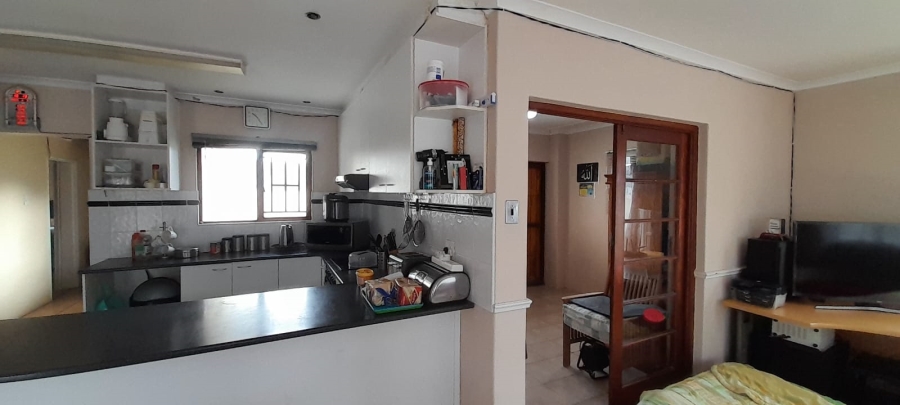 5 Bedroom Property for Sale in Onverwacht Western Cape